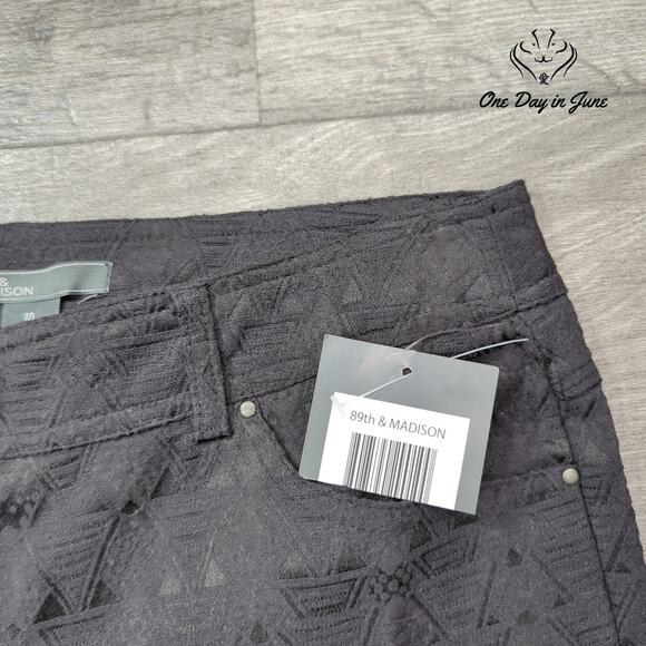 89th & Madison Cropped Textured Pants Size 10 - Picture 2 of 6